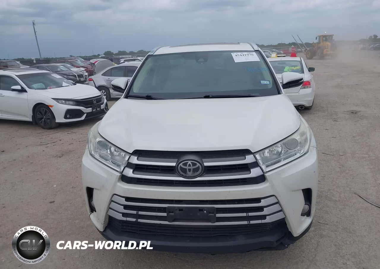 2017 Toyota Highlander Xle VIN:5TDKZRFH9HS512641 - 12