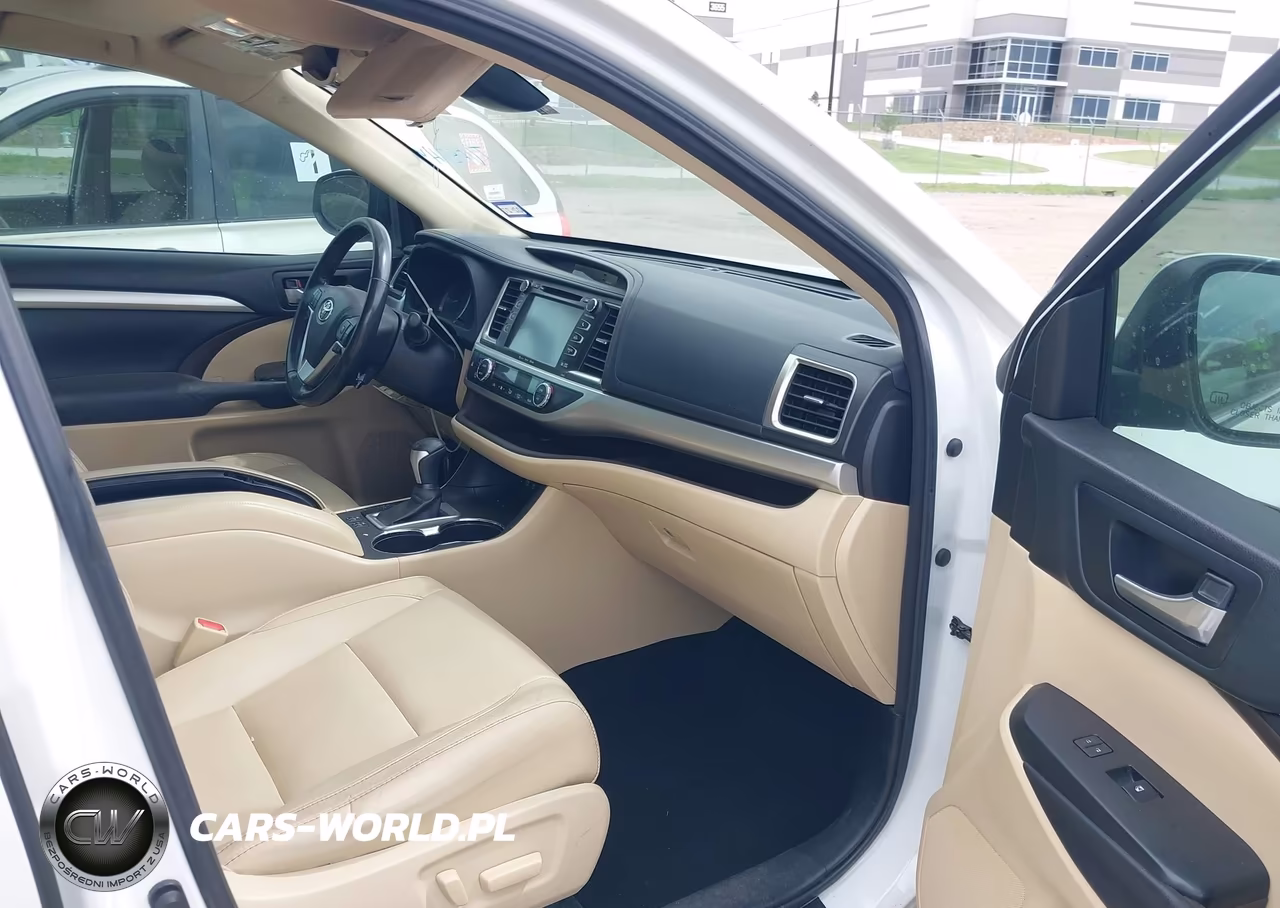2017 Toyota Highlander Xle VIN:5TDKZRFH9HS512641 - 5