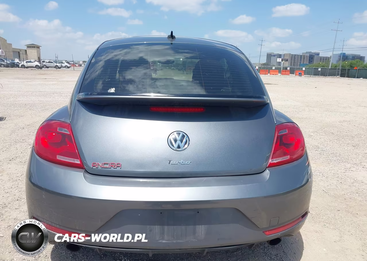 2014 Volkswagen Beetle 2.0T R-Line VIN:3VWVS7ATXEM631308 - 16