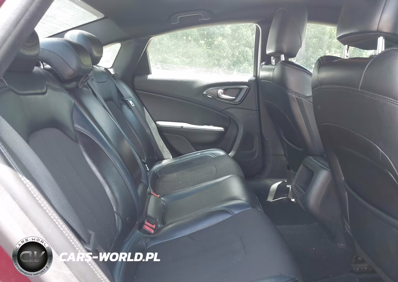 2016 Chrysler 200 S VIN:1C3CCCBB1GN127751 - 8