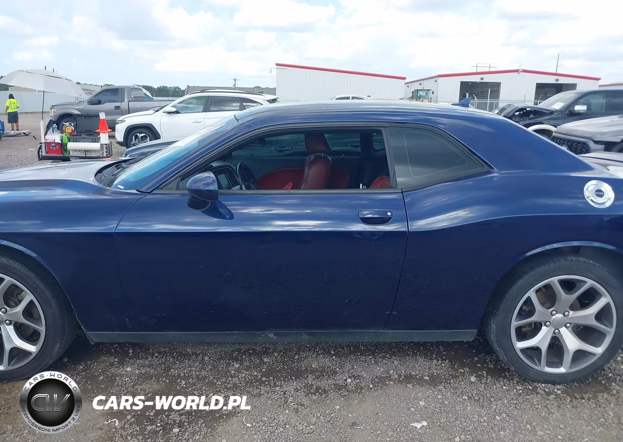 2015 Dodge Challenger Sxt Plus VIN:2C3CDZBG1FH923791 - 15