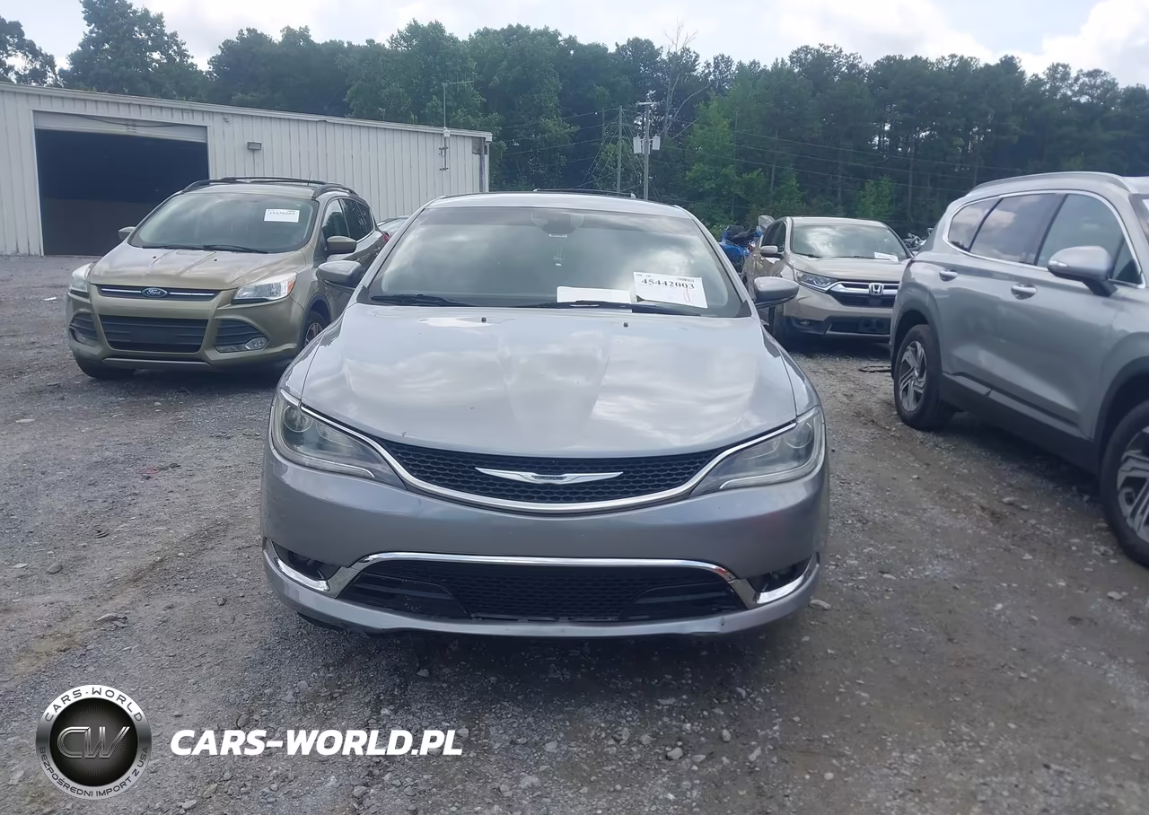 2015 Chrysler 200 C VIN:1C3CCCCG2FN623098 - 6