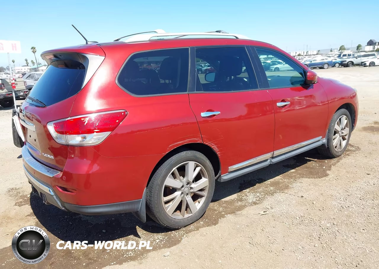 2013 Nissan Pathfinder Platinum VIN:5N1AR2MN2DC677594 - 4