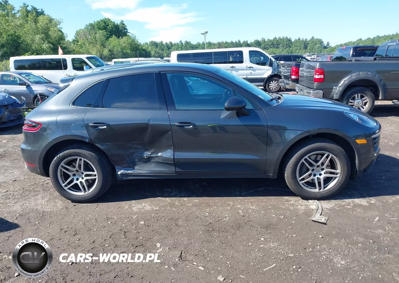 2018 Porsche Macan VIN:WP1AA2A56JLB02974 - 13