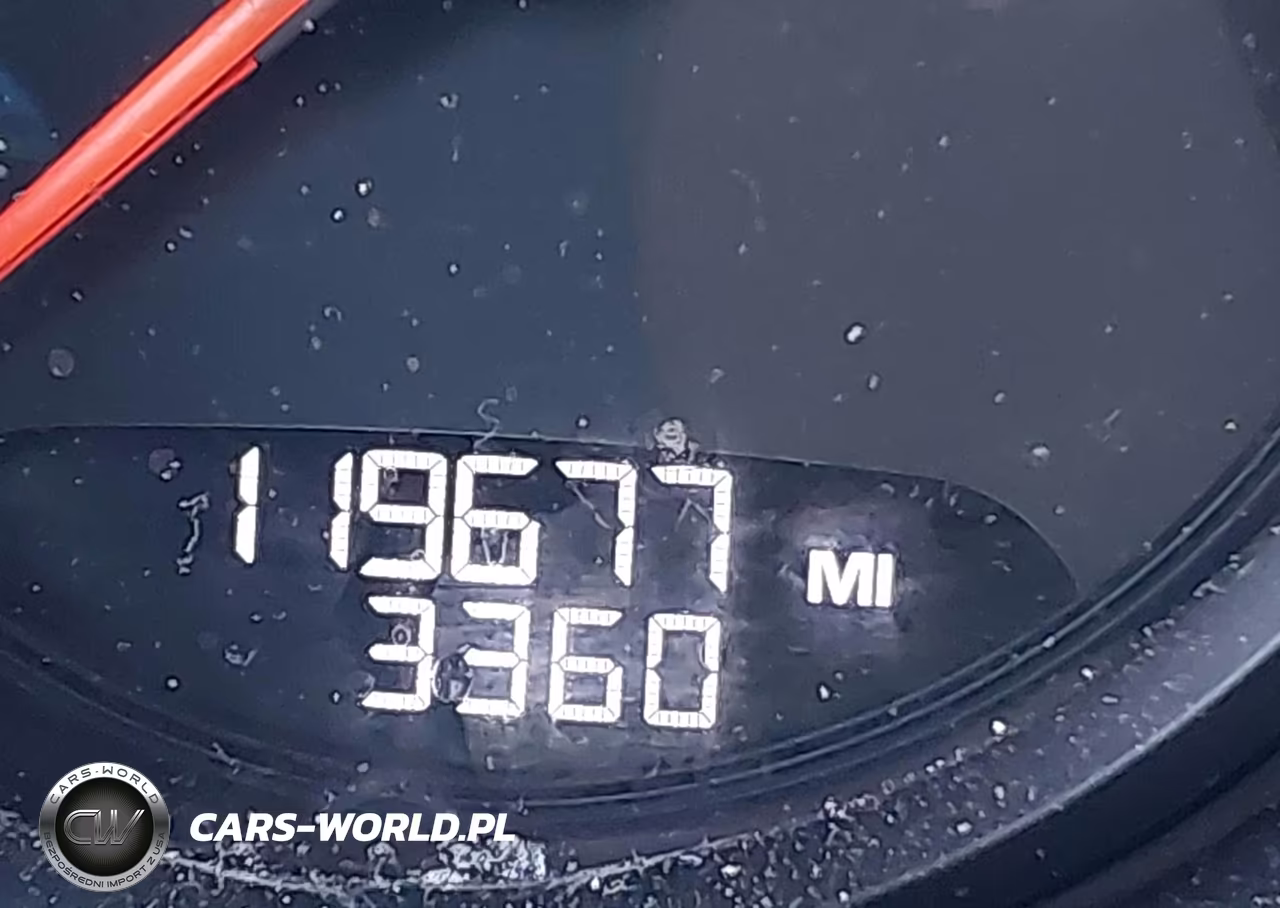 2018 Porsche Macan VIN:WP1AA2A56JLB02974 - 15
