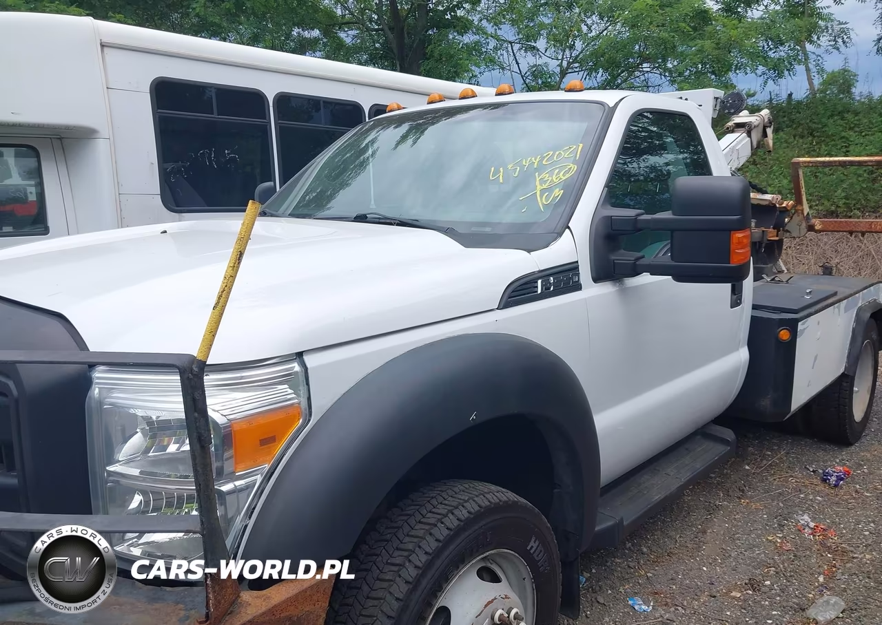 2014 Ford F-550 Chassis Xl-Xlt VIN:1FDUF5HT2EEB42724 - 14