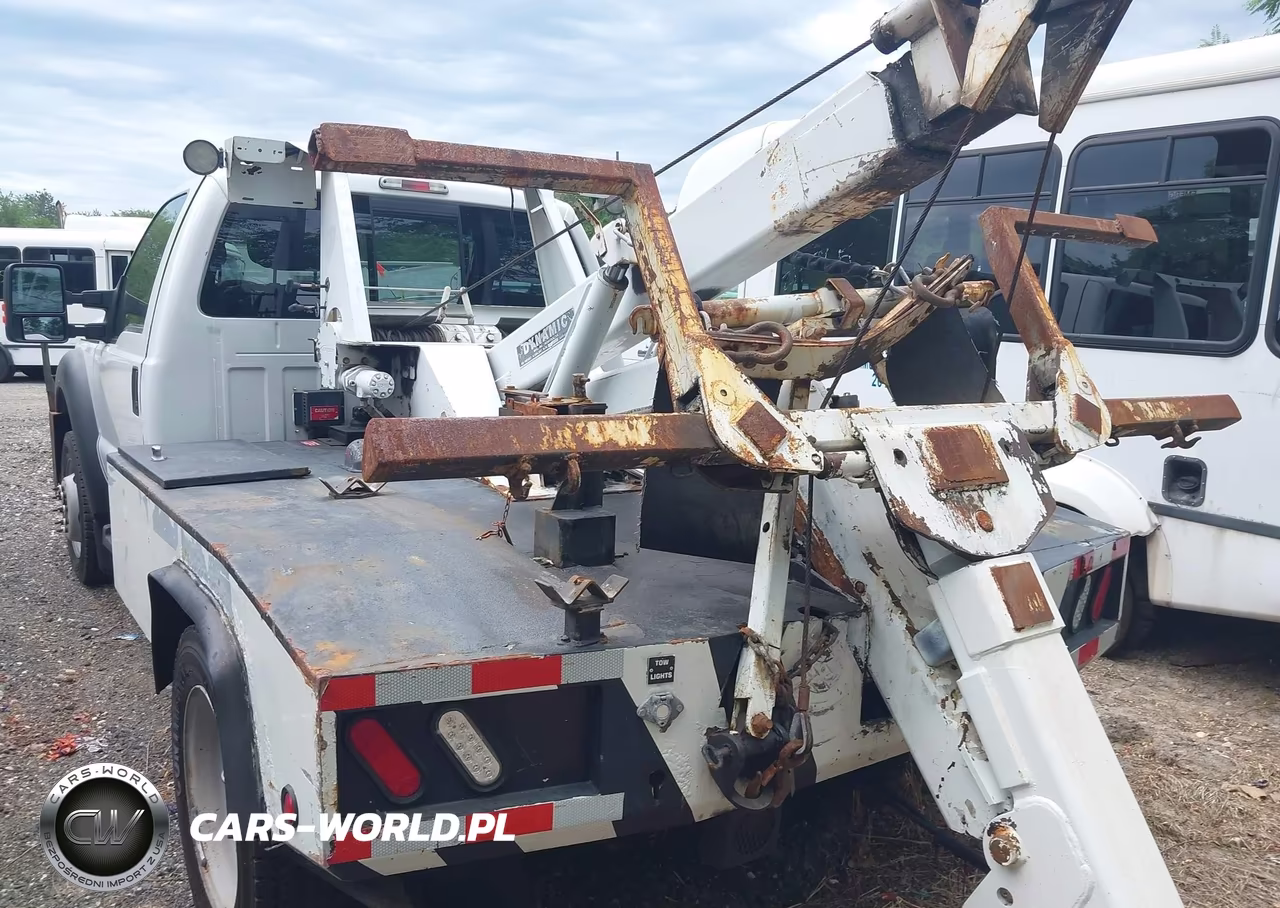 2014 Ford F-550 Chassis Xl-Xlt VIN:1FDUF5HT2EEB42724 - 15
