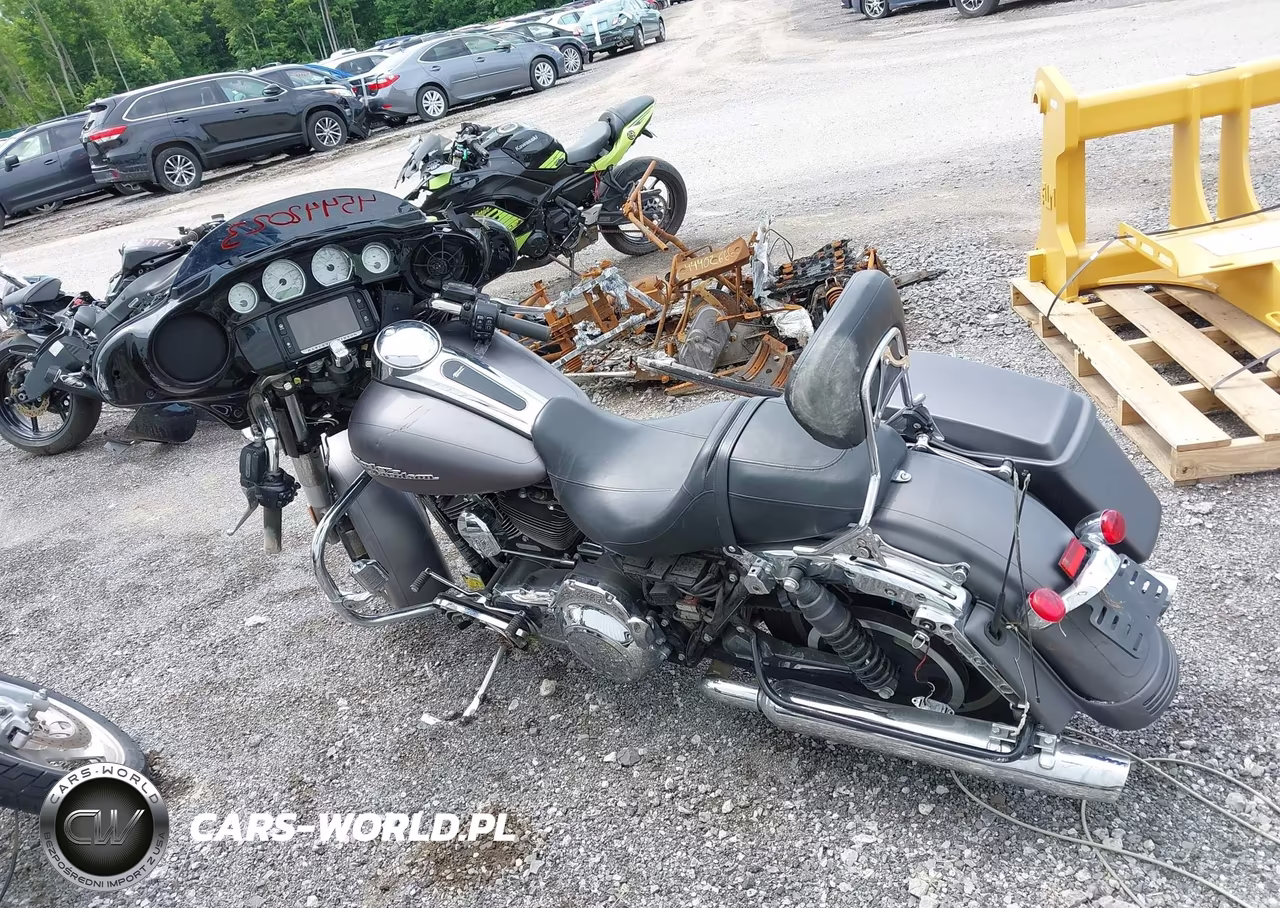 2016 Harley-Davidson Flhxs Street Glide Special VIN:1HD1KRM1XGB683506 - 12