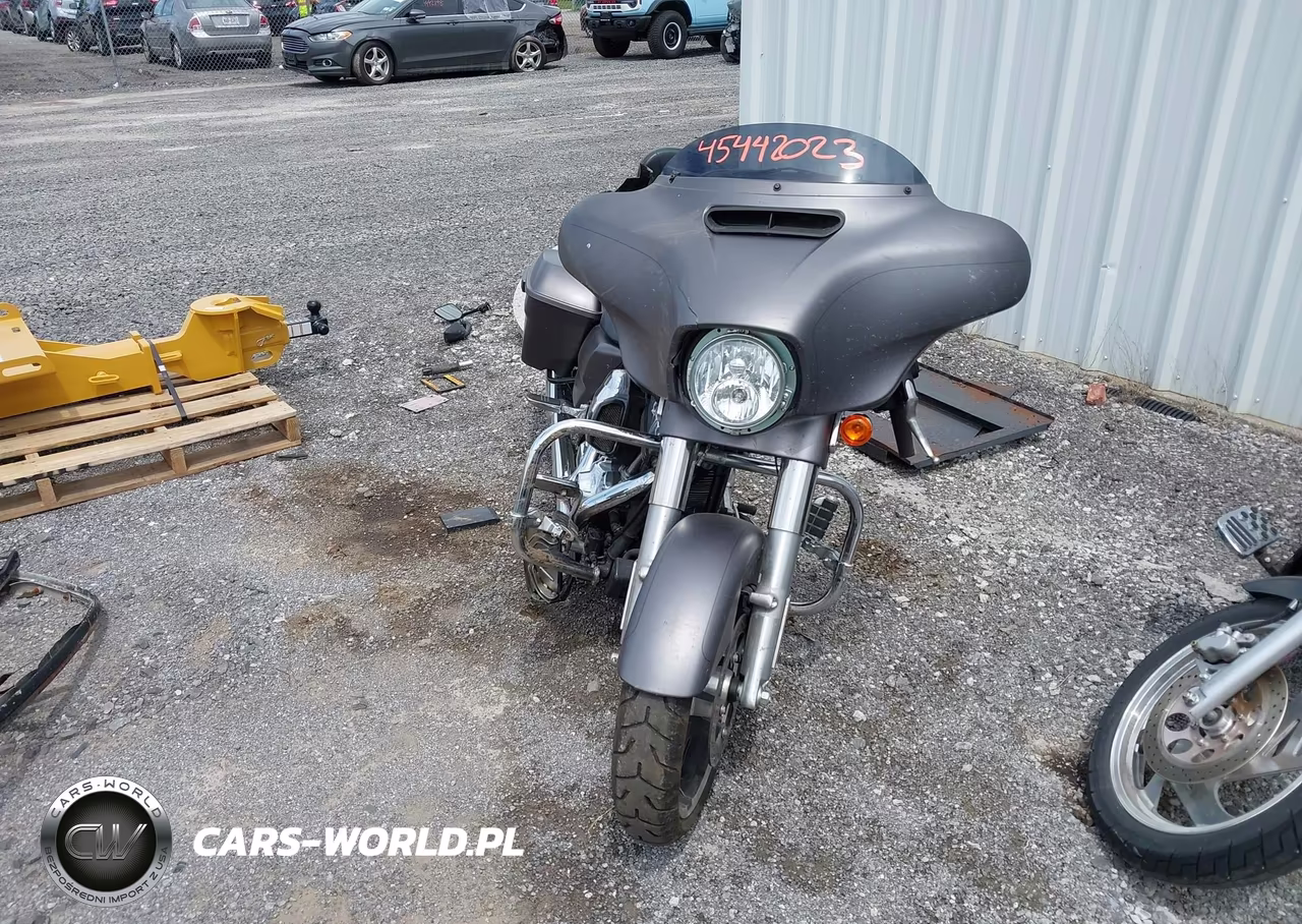 2016 Harley-Davidson Flhxs Street Glide Special VIN:1HD1KRM1XGB683506 - 5