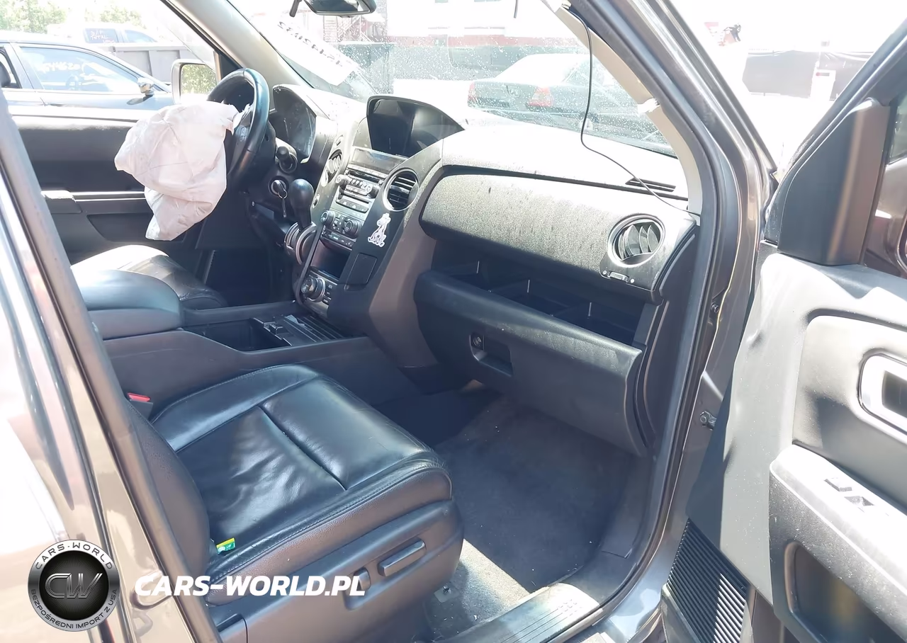 2012 Honda Pilot Touring VIN:5FNYF4H93CB043877 - 5