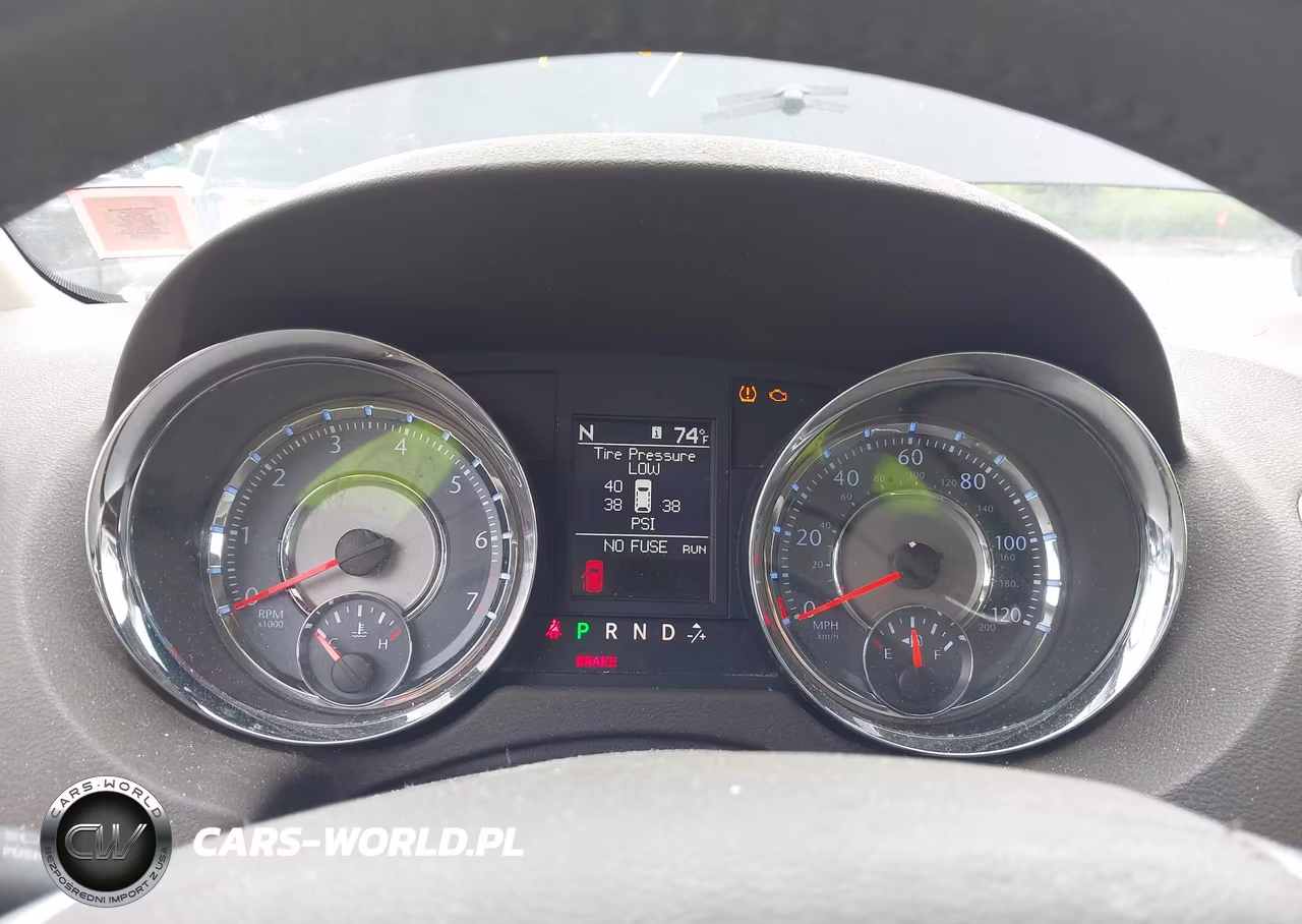 2012 Chrysler Town & Country Touring-L VIN:2C4RC1CG7CR162229 - 7