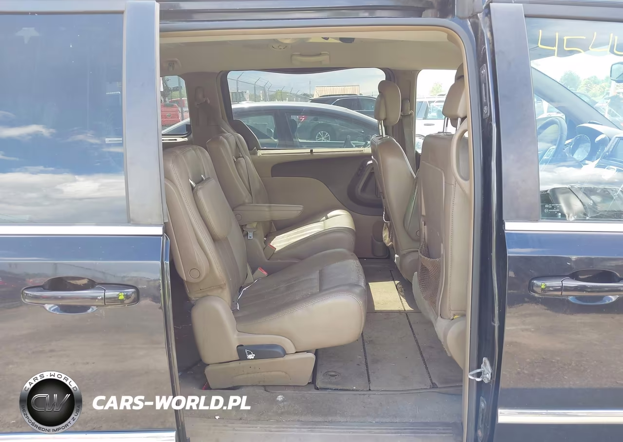 2012 Chrysler Town & Country Touring-L VIN:2C4RC1CG7CR162229 - 8