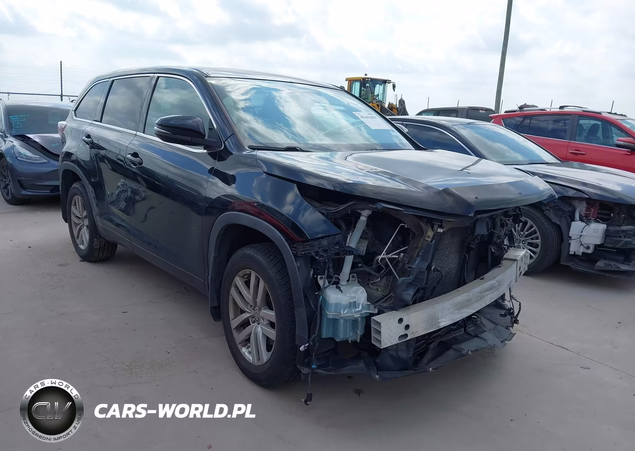 2014 Toyota Highlander Le – zdjęcie 1 z 17