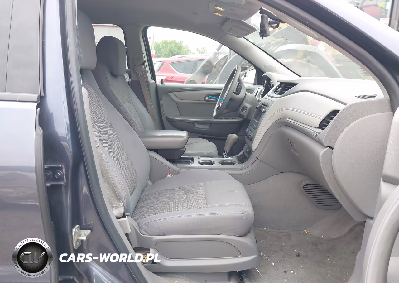 2013 Chevrolet Traverse Ls VIN:1GNKRFED2DJ135047 - 5