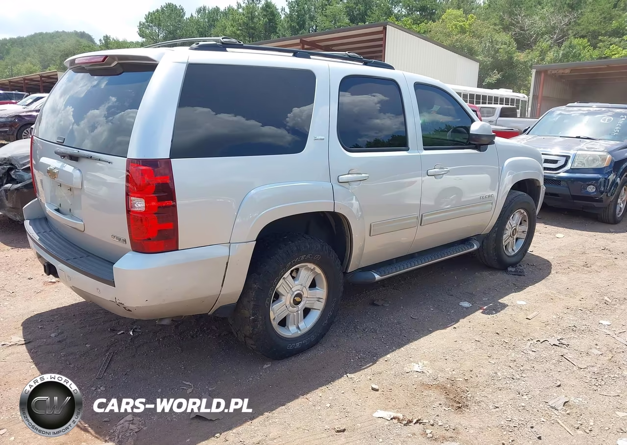 2011 Chevrolet Tahoe Lt VIN:1GNSCBE00BR188528 - 4