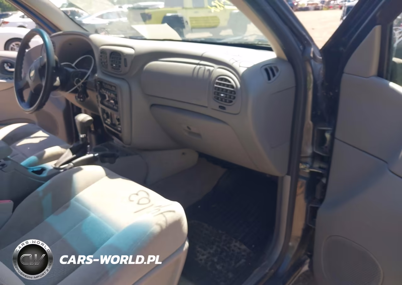 2007 Chevrolet Trailblazer Ls VIN:1GNDT13S072159165 - 5