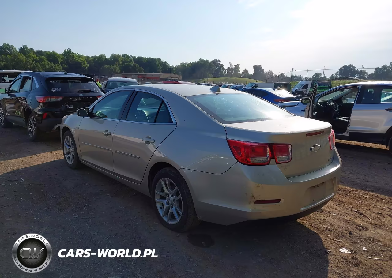 2013 Chevrolet Malibu 1Lt VIN:1G11C5SA8DF343553 - 3