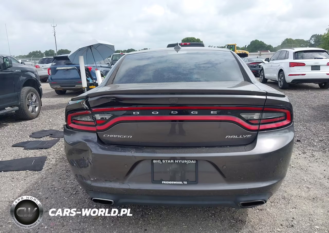 2015 Dodge Charger Sxt VIN:2C3CDXHG4FH852615 - 16