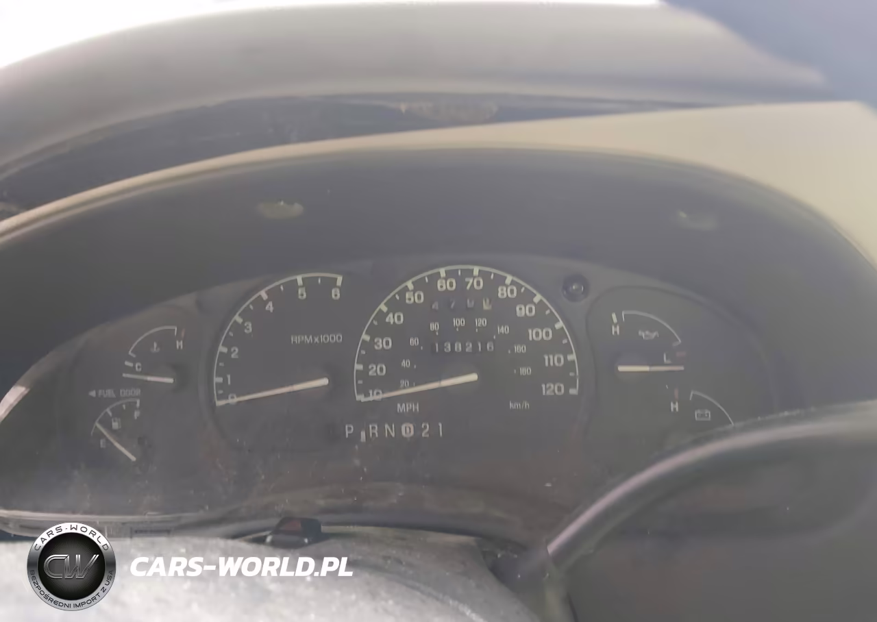 1999 Ford Explorer Sport VIN:1FMYU24E5XUC18362 - 14