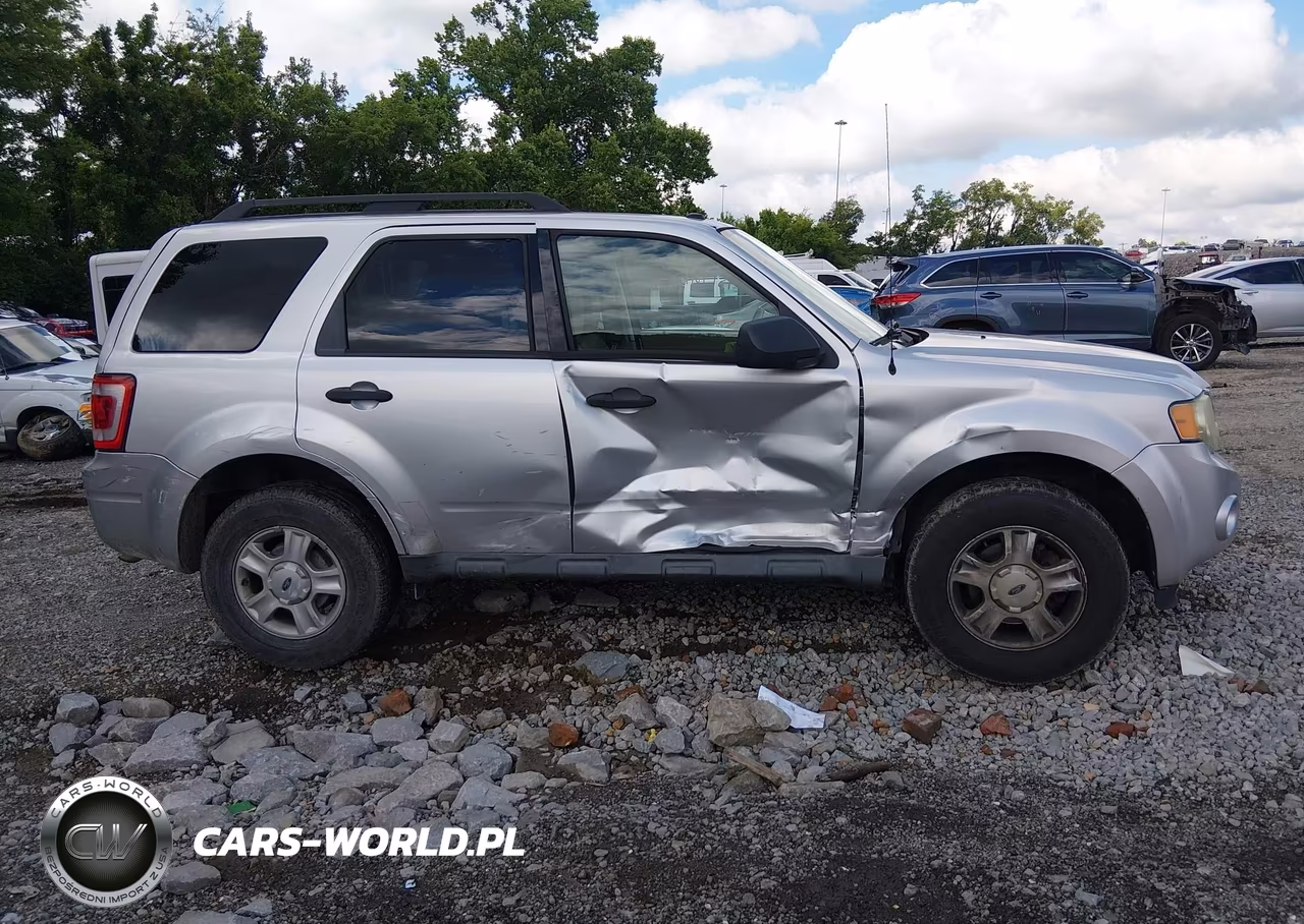 2010 Ford Escape Xlt VIN:1FMCU0D72AKA30188 - 13