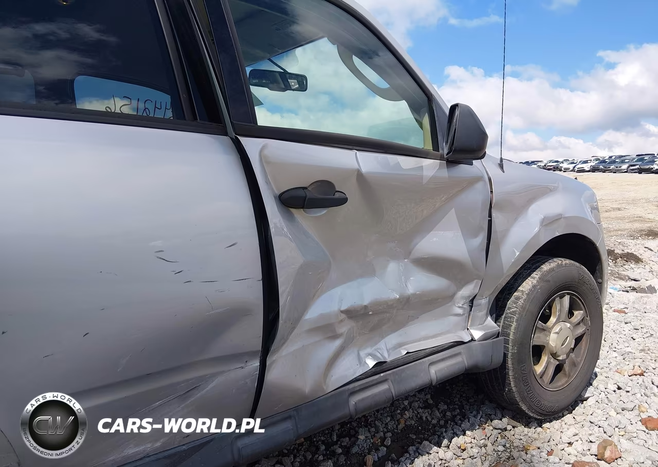 2010 Ford Escape Xlt VIN:1FMCU0D72AKA30188 - 6