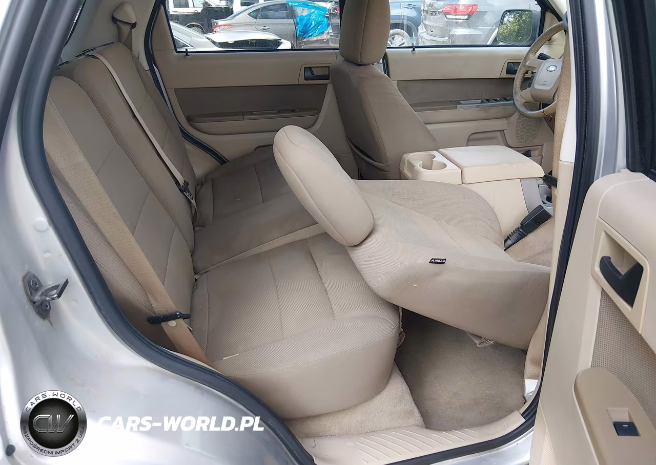 2010 Ford Escape Xlt VIN:1FMCU0D72AKA30188 - 8
