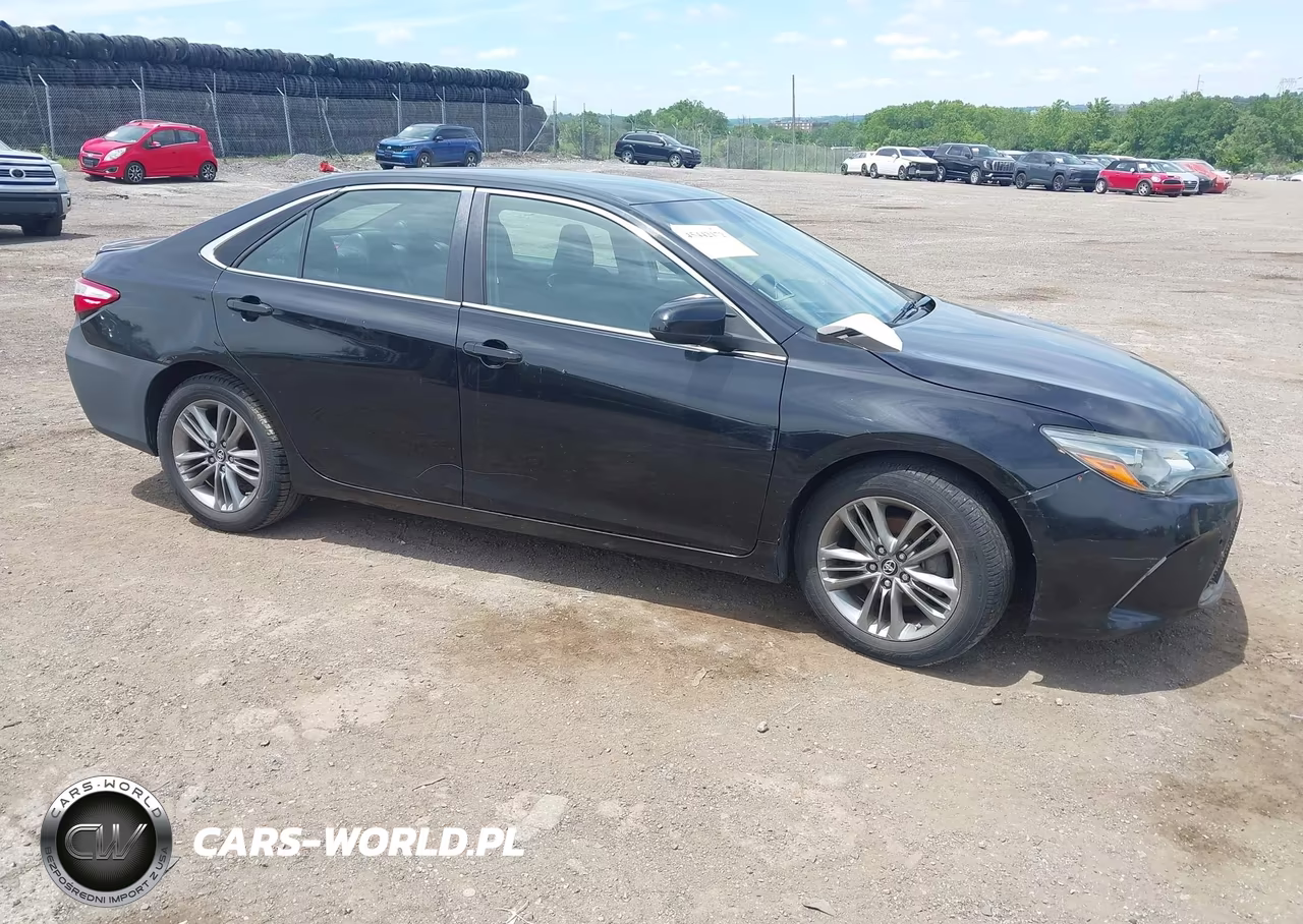 2016 Toyota Camry Se – zdjęcie 1 z 16