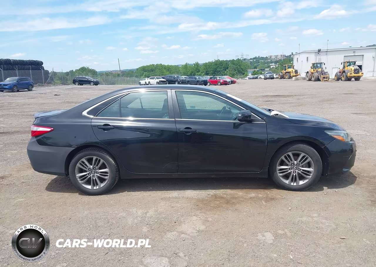 2016 Toyota Camry Se VIN:4T1BF1FK6GU263274 - 13