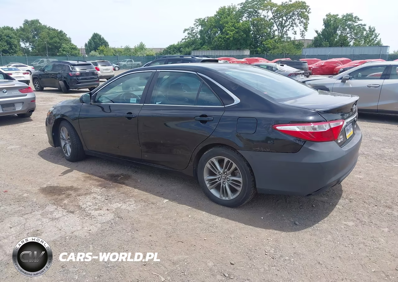 2016 Toyota Camry Se VIN:4T1BF1FK6GU263274 - 3