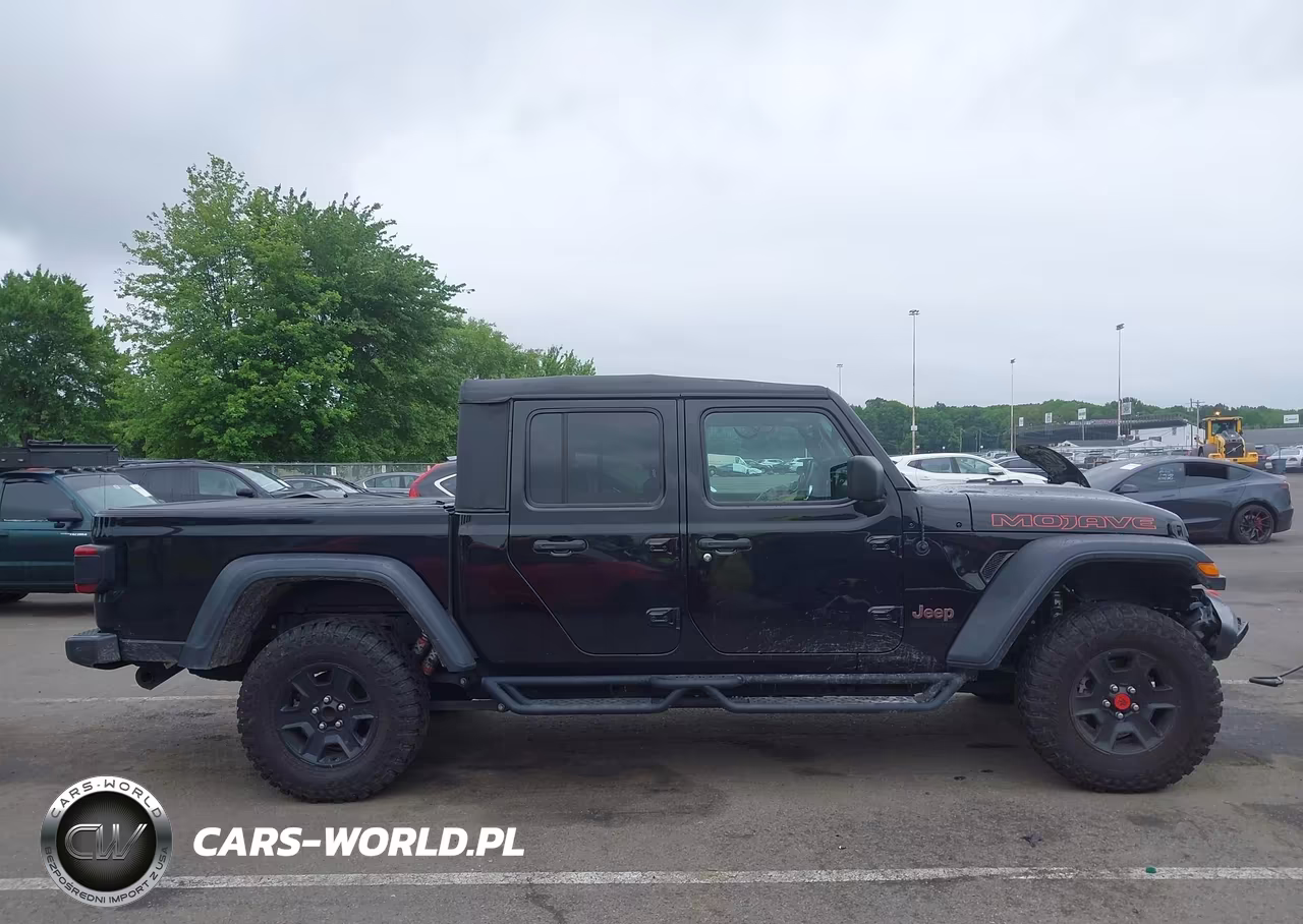 2020 Jeep Gladiator Mojave 4X4 VIN:1C6JJTEG1LL203689 - 13