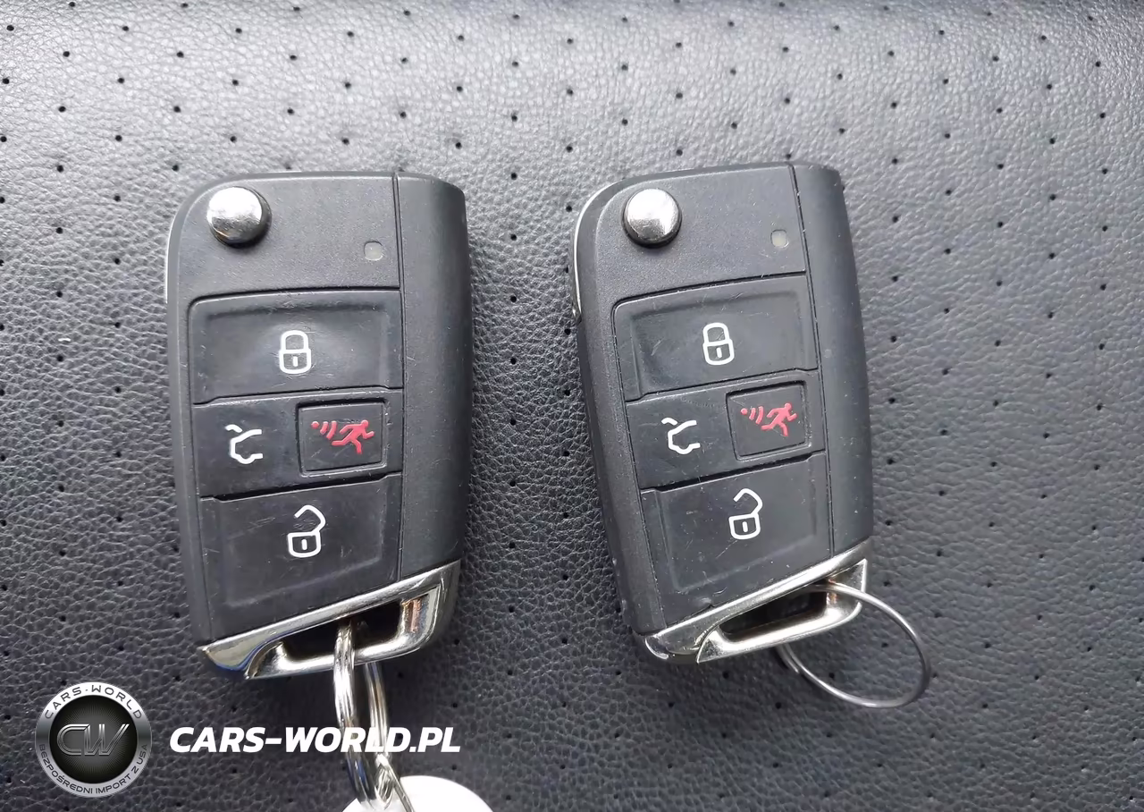 2019 Volkswagen Tiguan 2.0T Se-2.0T Sel-2.0T Sel R-Line-2.0T Sel R-Line Black VIN:3VV2B7AX1KM008374 - 11