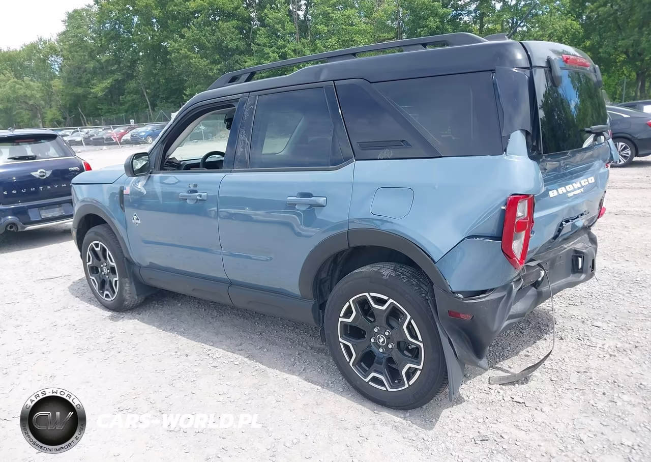 2025 Ford Bronco Sport Outer Banks VIN:3FMCR9CN8SRE42280 - 3