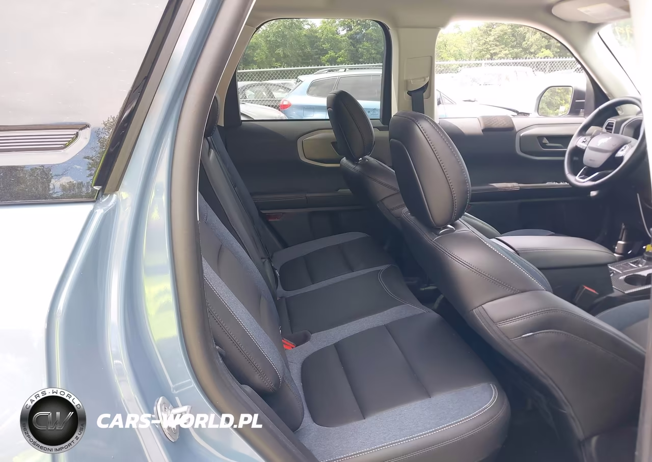 2025 Ford Bronco Sport Outer Banks VIN:3FMCR9CN8SRE42280 - 8