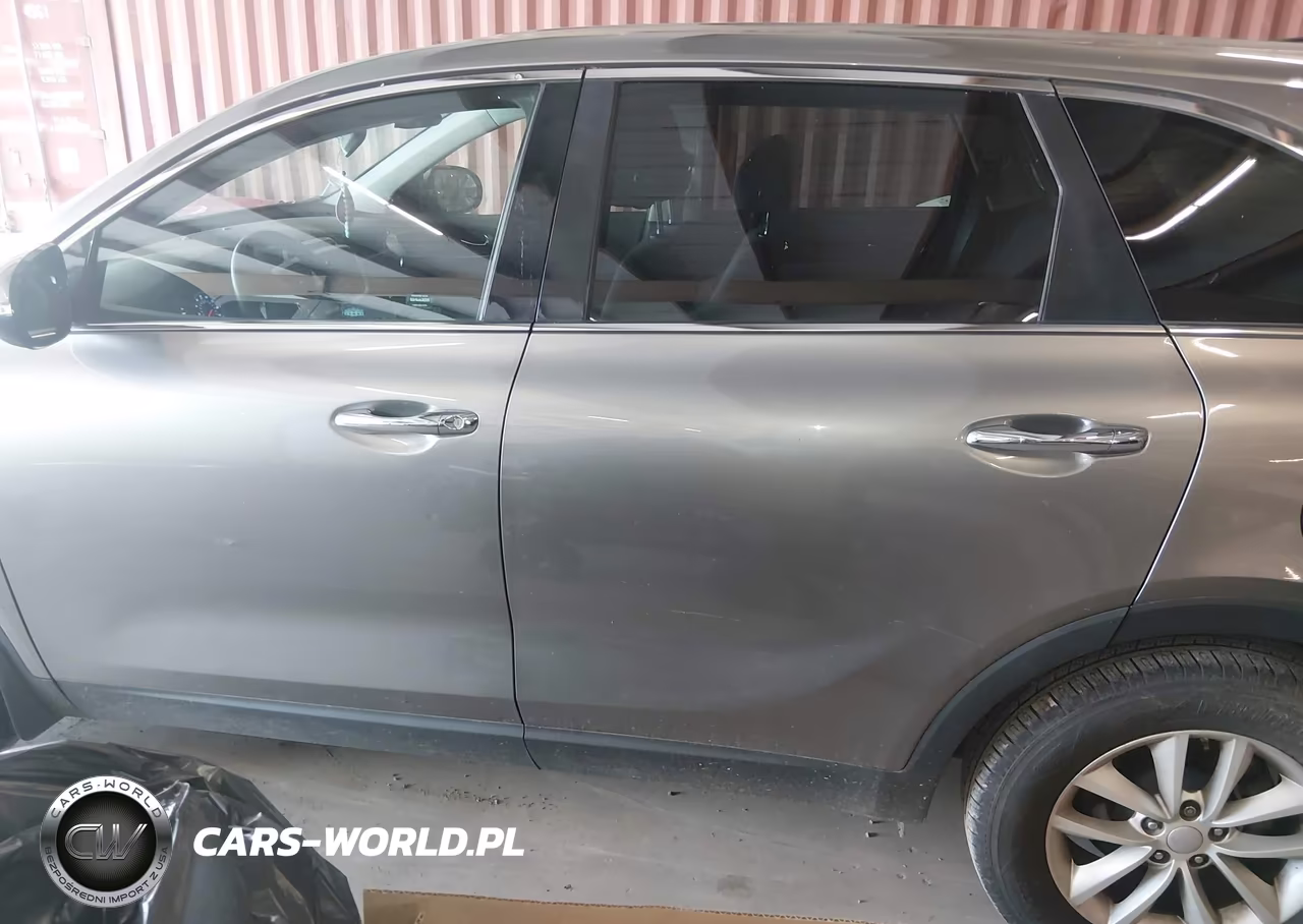 2018 Kia Sorento 2.4L L VIN:5XYPG4A34JG424674 - 14