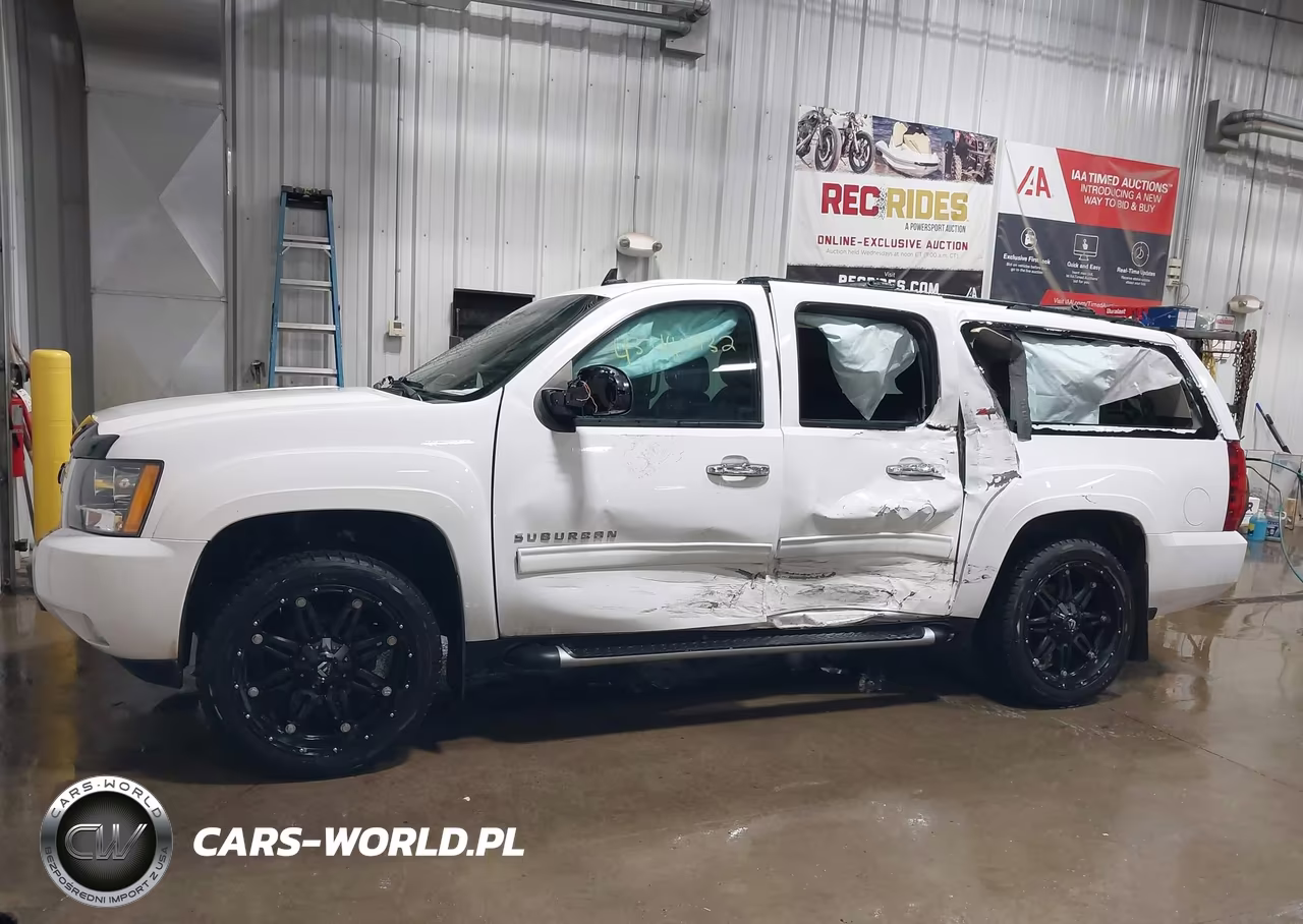 2013 Chevrolet Suburban Lt VIN:1GNSKJE78DR248391 - 15