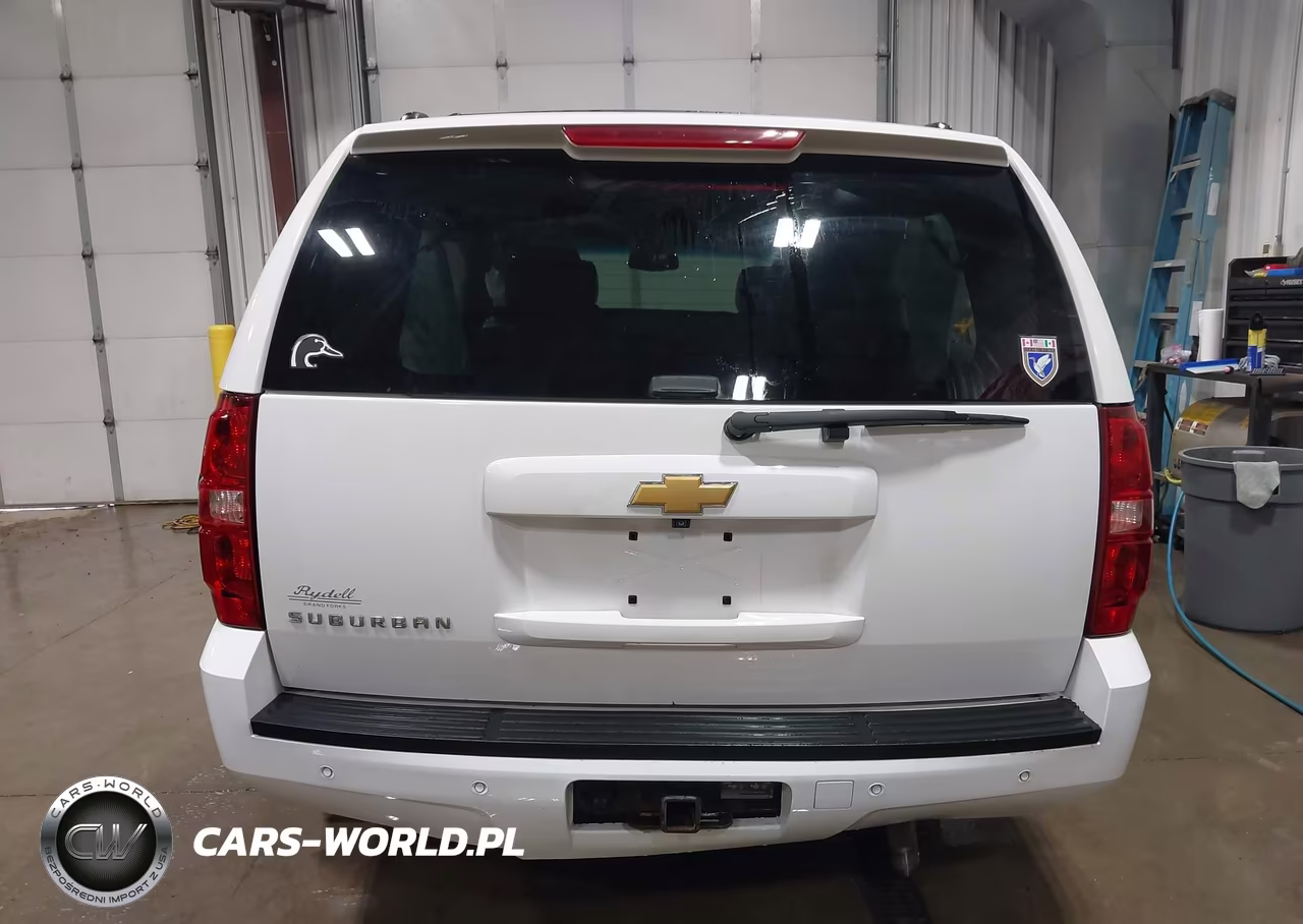 2013 Chevrolet Suburban Lt VIN:1GNSKJE78DR248391 - 17
