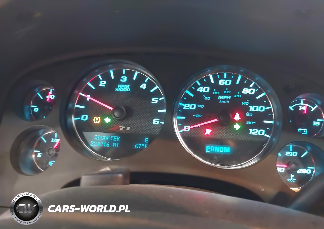 2013 Chevrolet Suburban Lt VIN:1GNSKJE78DR248391 - 7