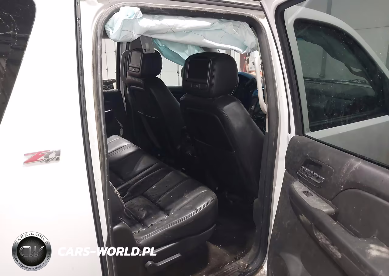 2013 Chevrolet Suburban Lt VIN:1GNSKJE78DR248391 - 8