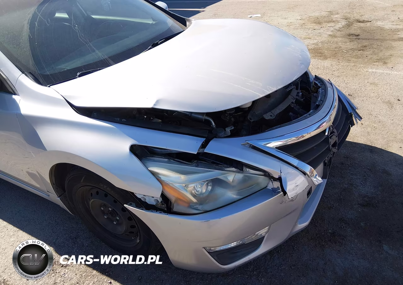 2015 Nissan Altima 2.5 S VIN:1N4AL3AP2FC177901 - 14