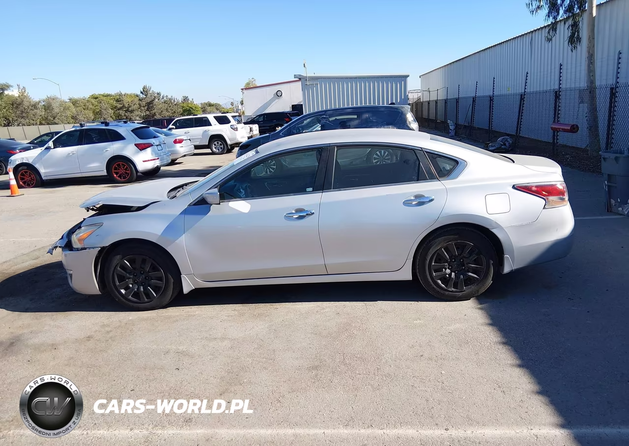 2015 Nissan Altima 2.5 S VIN:1N4AL3AP2FC177901 - 17