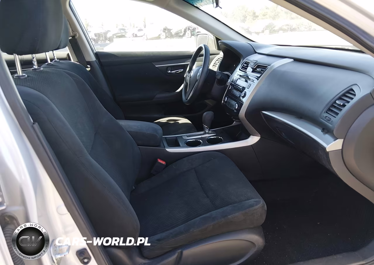 2015 Nissan Altima 2.5 S VIN:1N4AL3AP2FC177901 - 5