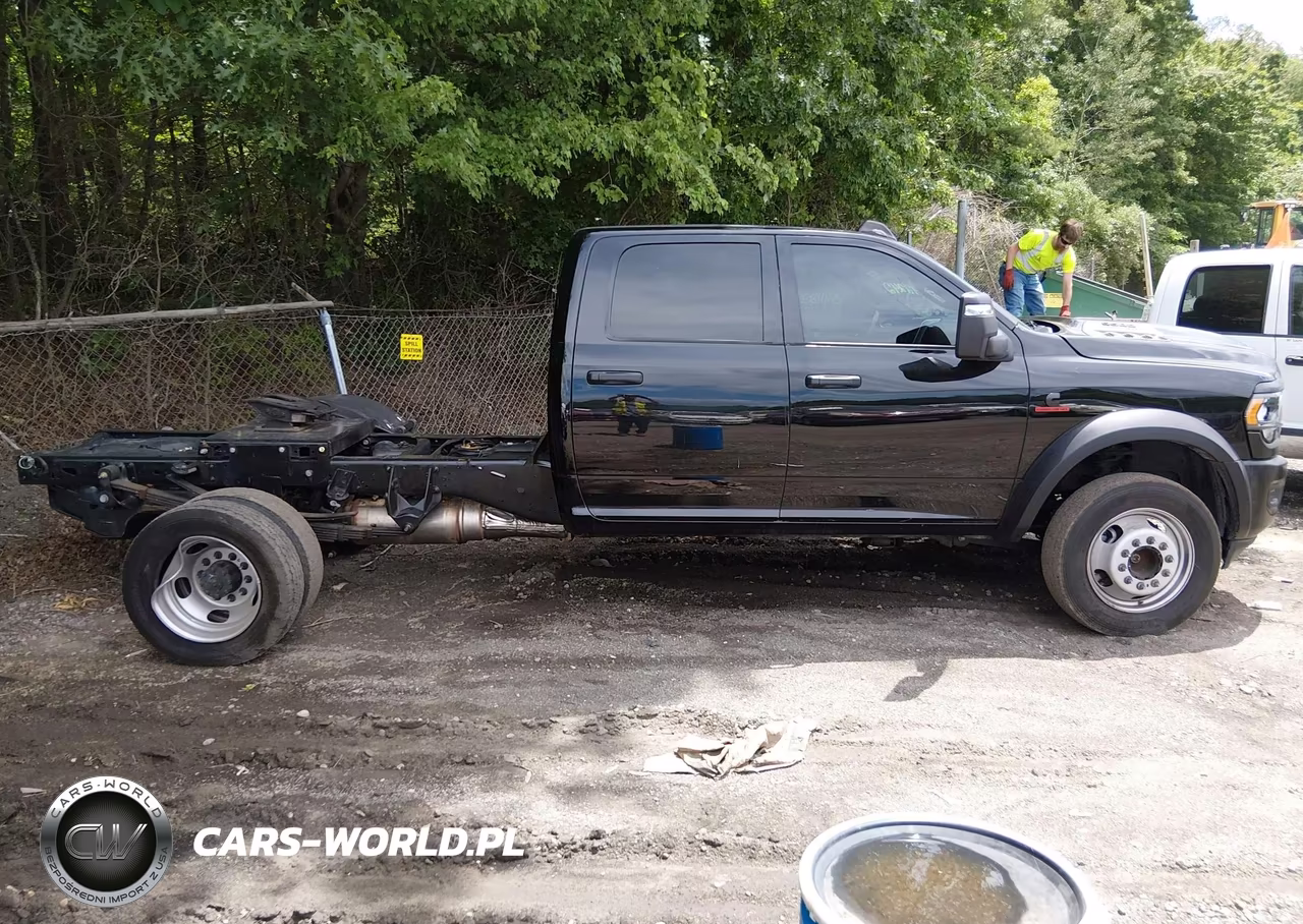 2024 Ram 5500 Chassis Tradesman-Slt-Laramie-Limited VIN:3C7WRNEL7RG349832 - 14