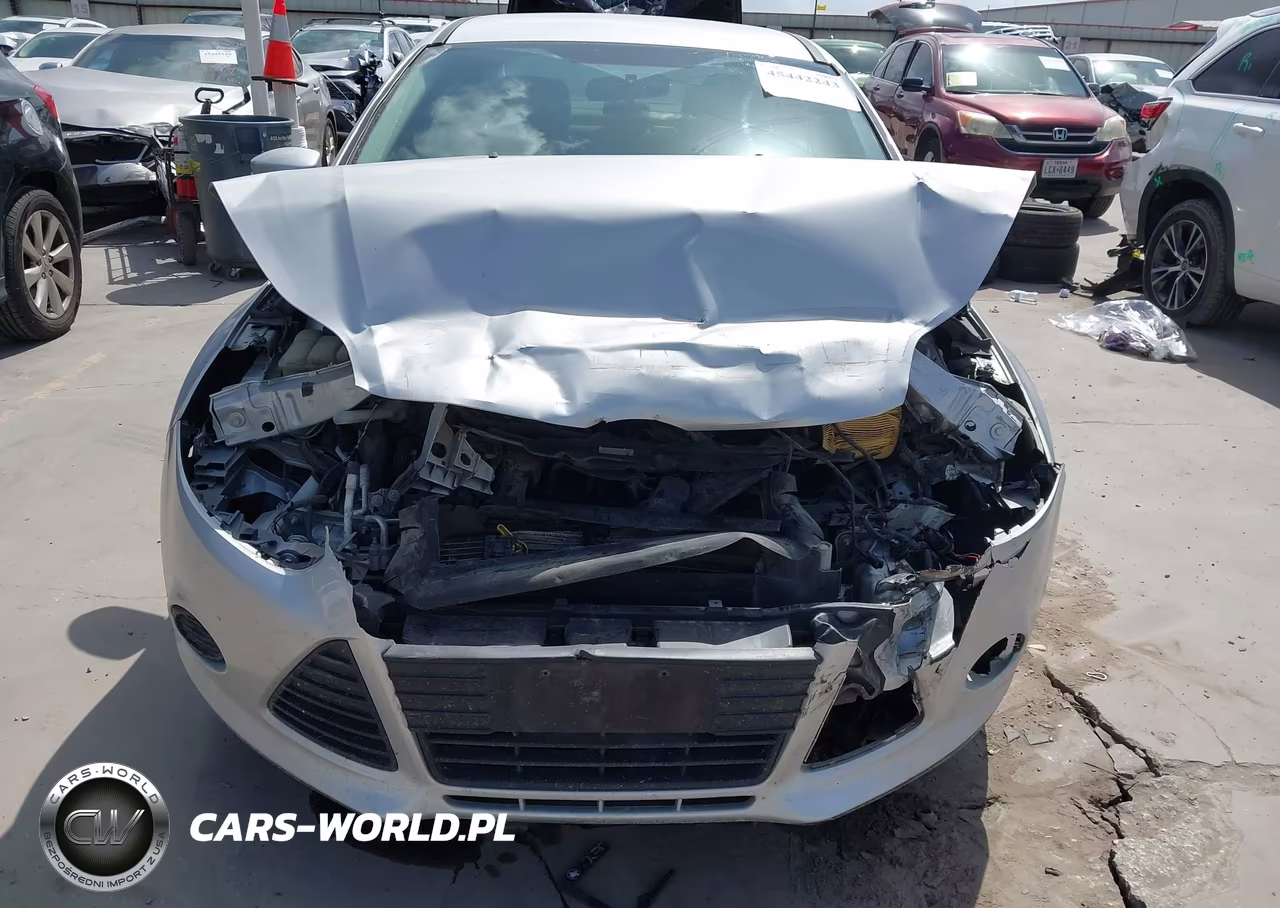 2014 Ford Focus Se VIN:1FADP3F29EL223978 - 6