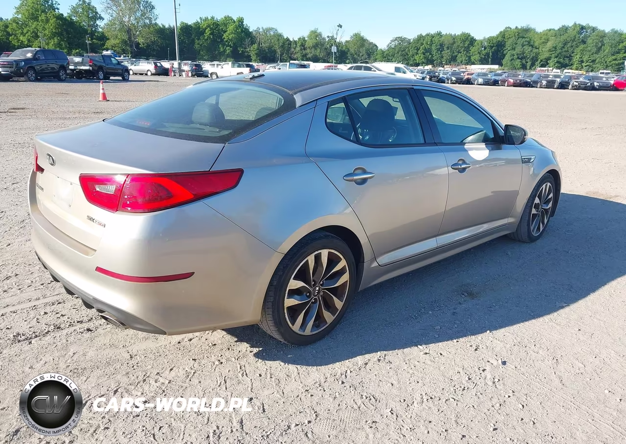 2015 Kia Optima Sx Turbo VIN:5XXGR4A63FG473767 - 4