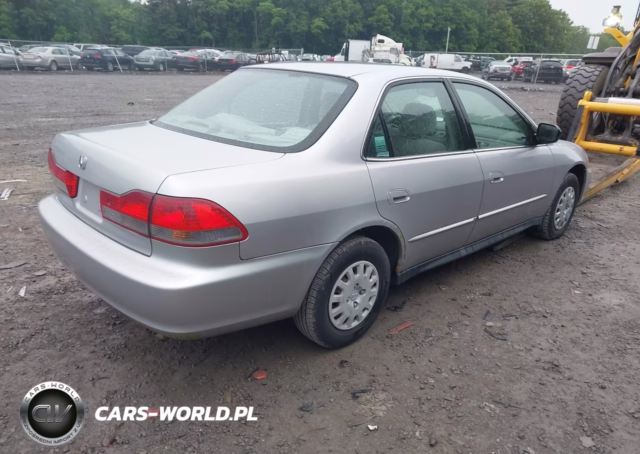 2001 Honda Accord Value Package VIN:1HGCF86681A058943 - 4