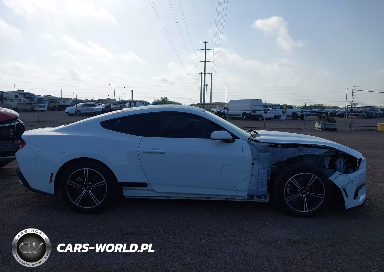 2025 Ford Mustang Ecoboost Fastback VIN:1FA6P8TH0S5112590 - 14
