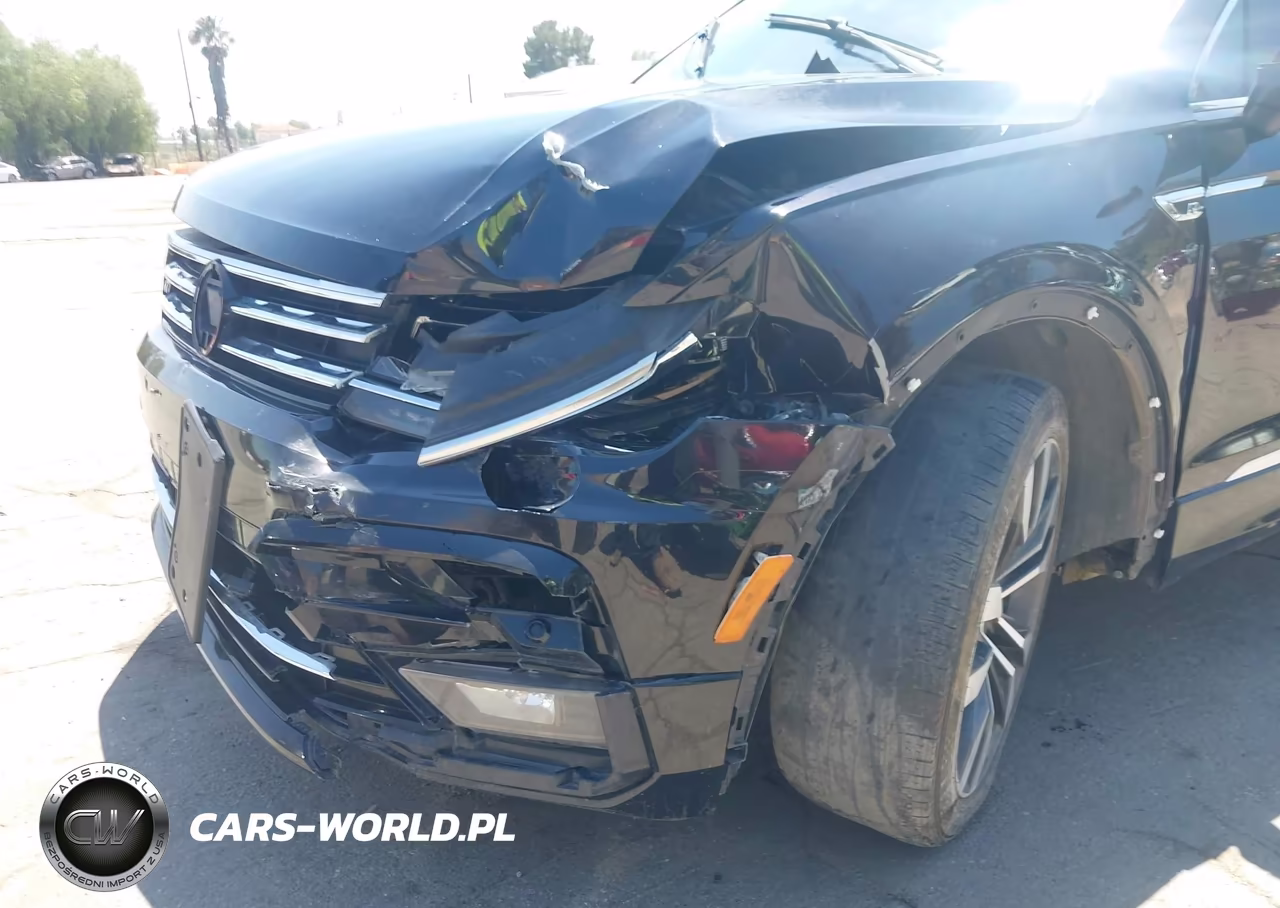 2018 Volkswagen Tiguan 2.0T Sel Premium VIN:3VV5B7AX5JM192200 - 11