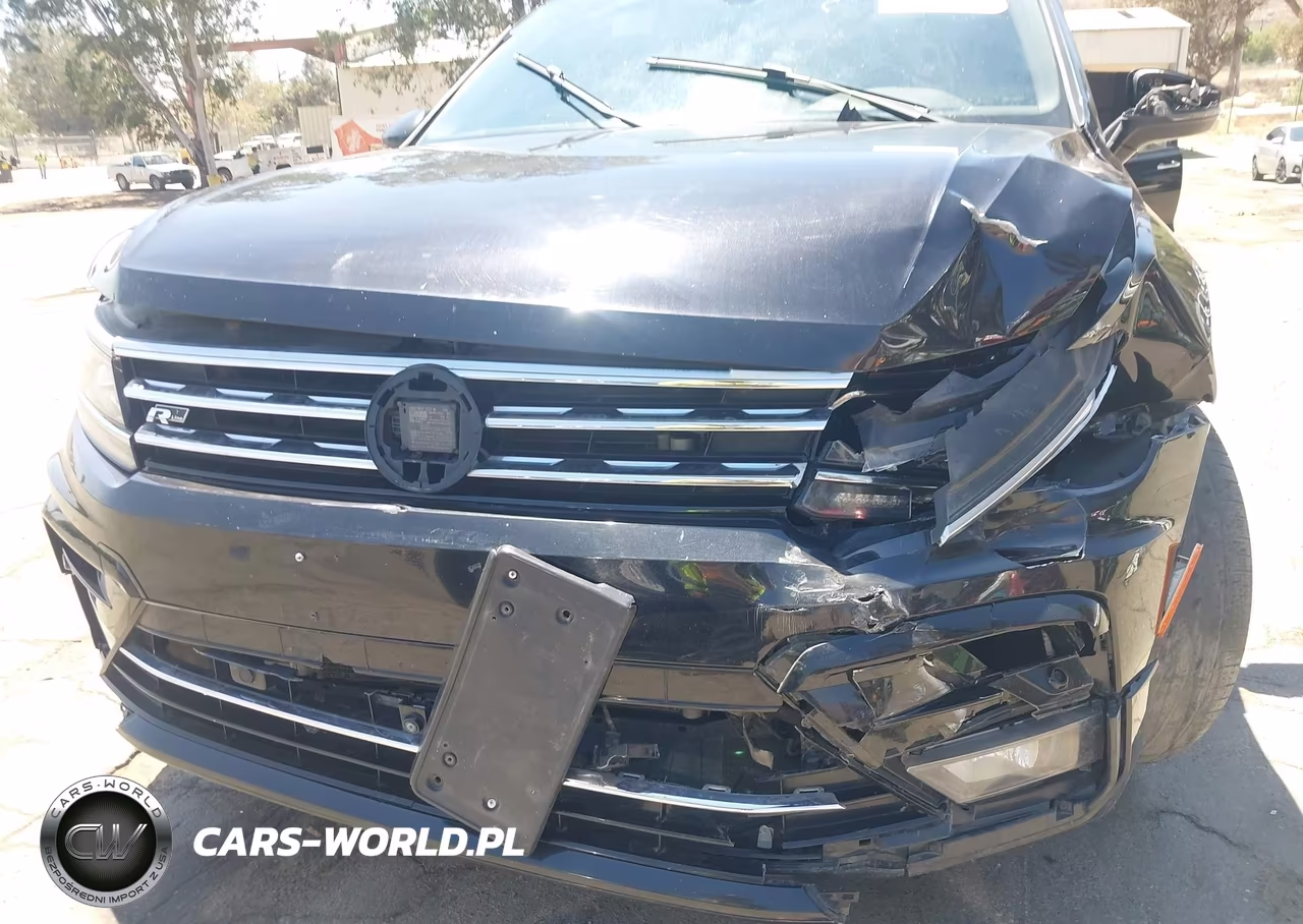 2018 Volkswagen Tiguan 2.0T Sel Premium VIN:3VV5B7AX5JM192200 - 17