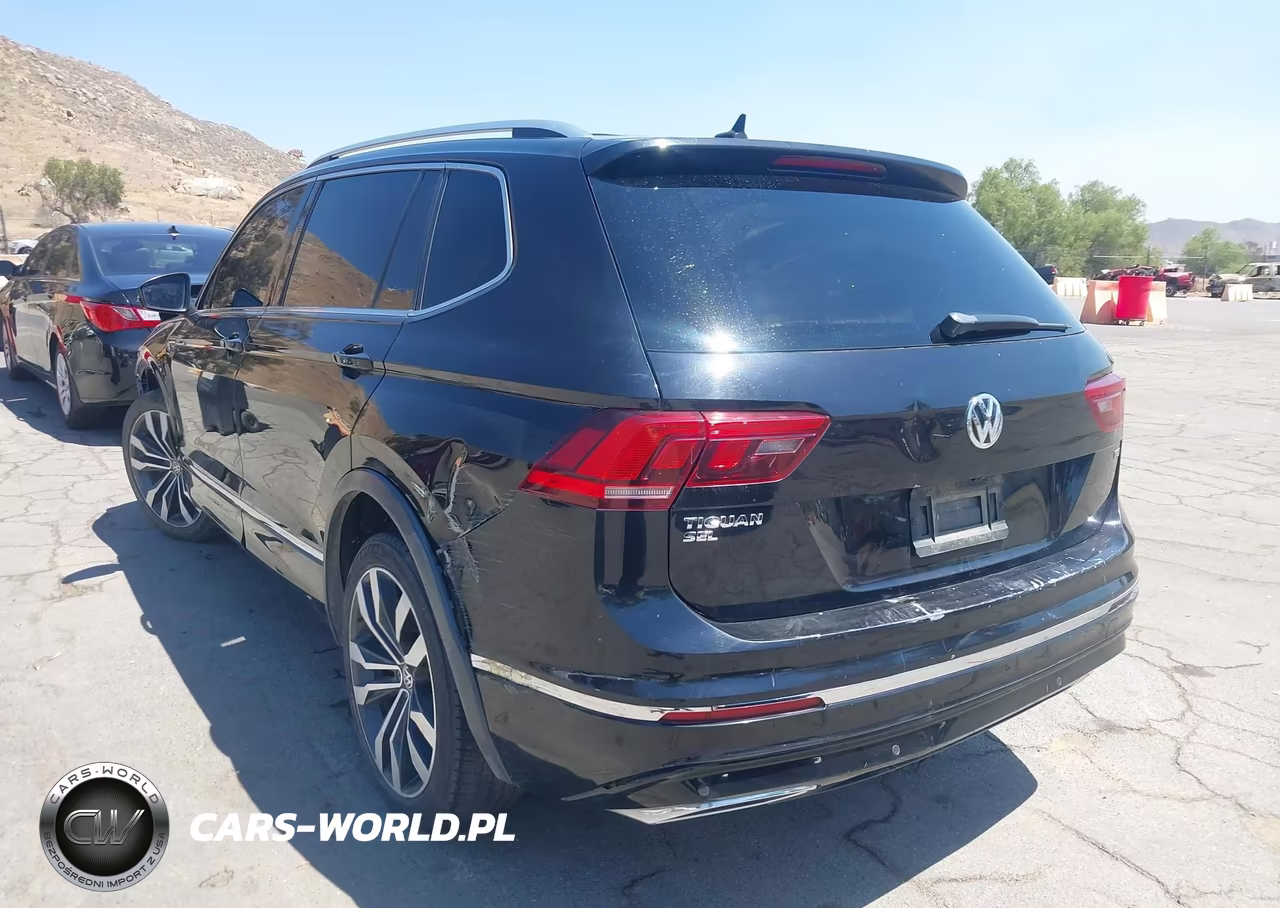 2018 Volkswagen Tiguan 2.0T Sel Premium VIN:3VV5B7AX5JM192200 - 3
