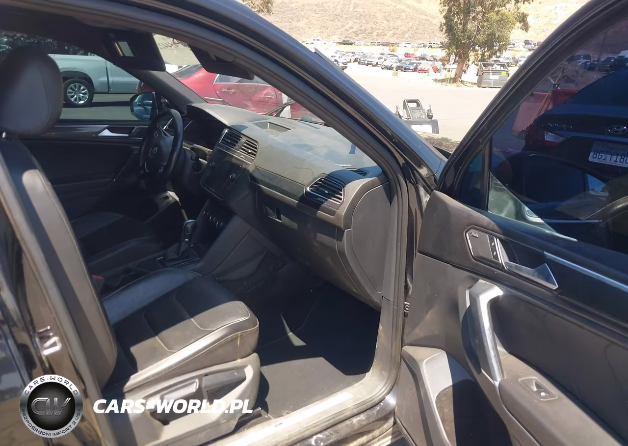 2018 Volkswagen Tiguan 2.0T Sel Premium VIN:3VV5B7AX5JM192200 - 5